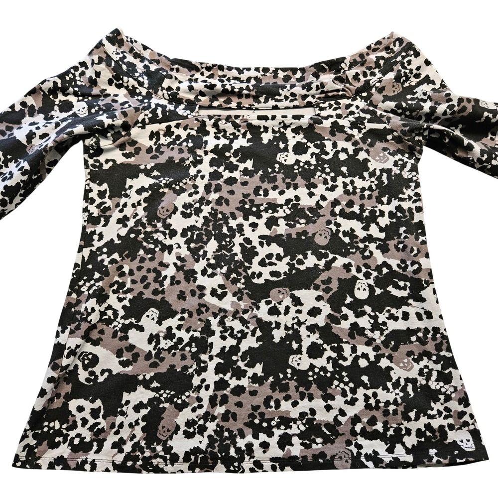 Torrid LoveSick Skull Leopard Print Off Shoulder Top Grey Black Size 2 Alt Goth